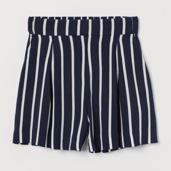 Wide-cut Shorts Navy Blue/White Striped H & M Size 6 - Picture 2 of 4